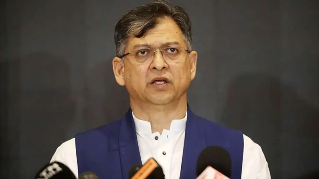 দুদক পুনর্গঠনে যেকোনো সময় সার্চ কমিটি গঠন: স্বরাষ্ট্রমন্ত্রী